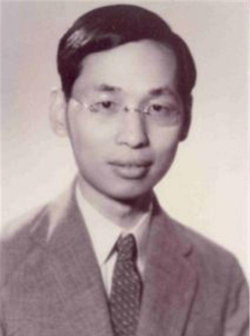 83年前，一乞丐冒死送坛泡菜进清华大学，打开后坛中物质轰动中国