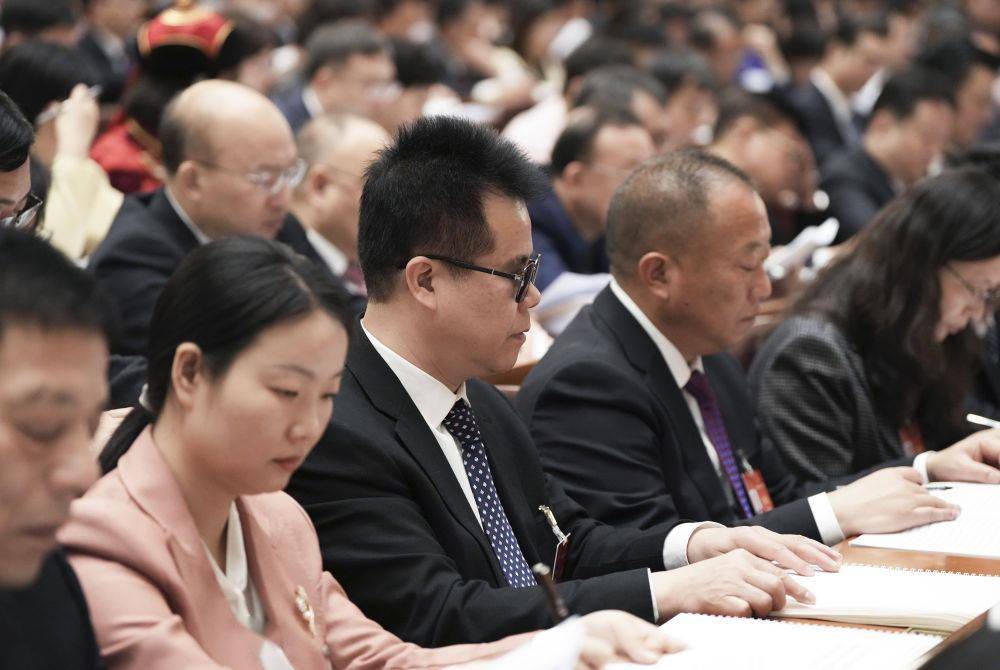两会镜距离 | 从人民中来-千龙网·中国首都网