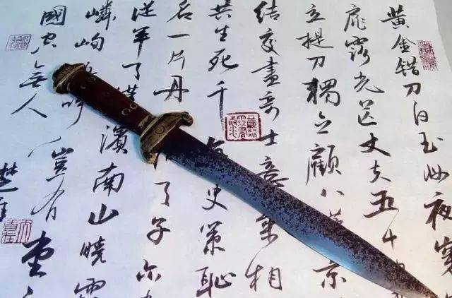 金错刀：两枚换一斤黄金，王莽货币改制中的一刀平五千有多狂野？