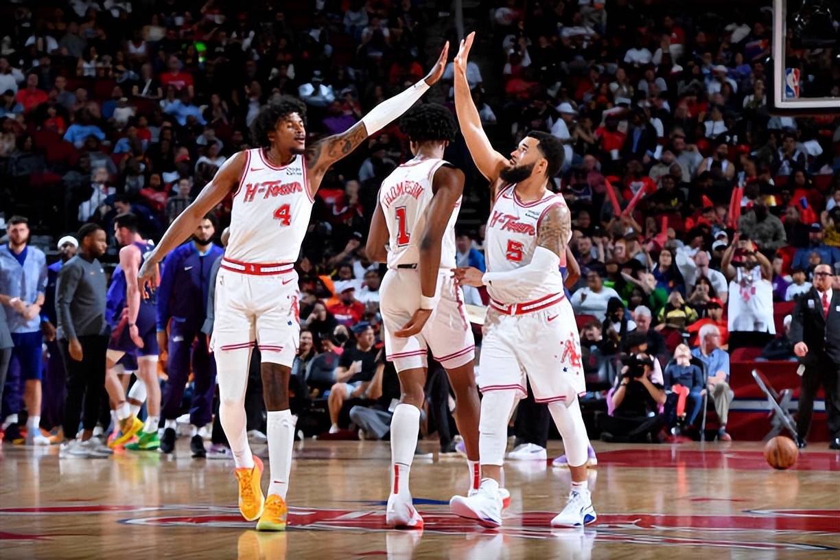 在2024年NBA选秀大会中，火箭到底应该用手里的篮网签选择谁？