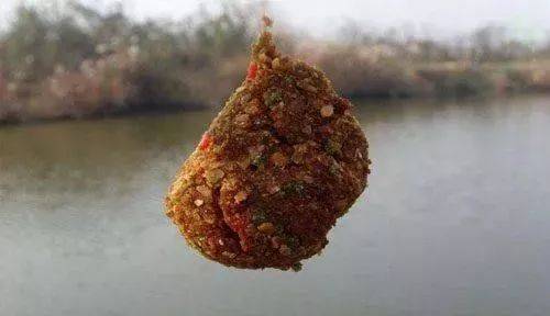 野钓中怎么做，才能让窝料更持久！