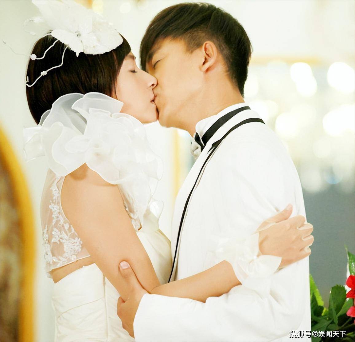猛料！知名女星疑“婚姻暴雷”事件高速发酵中，神秘女子成关键