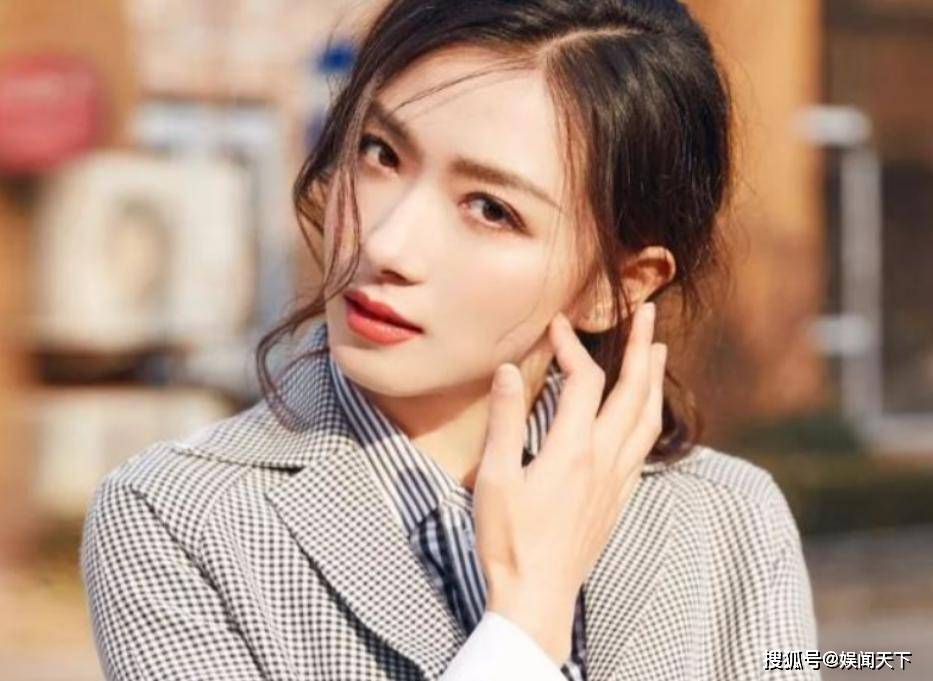 猛料！知名女星疑“婚姻暴雷”事件高速发酵中，神秘女子成关键