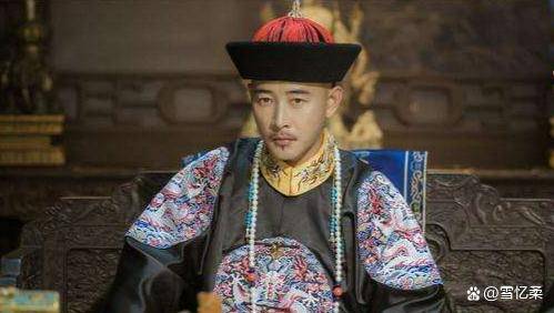 指使学生郭琇弹劾明珠、高士奇，扮猪吃虎的徐乾学，正史中什么样
