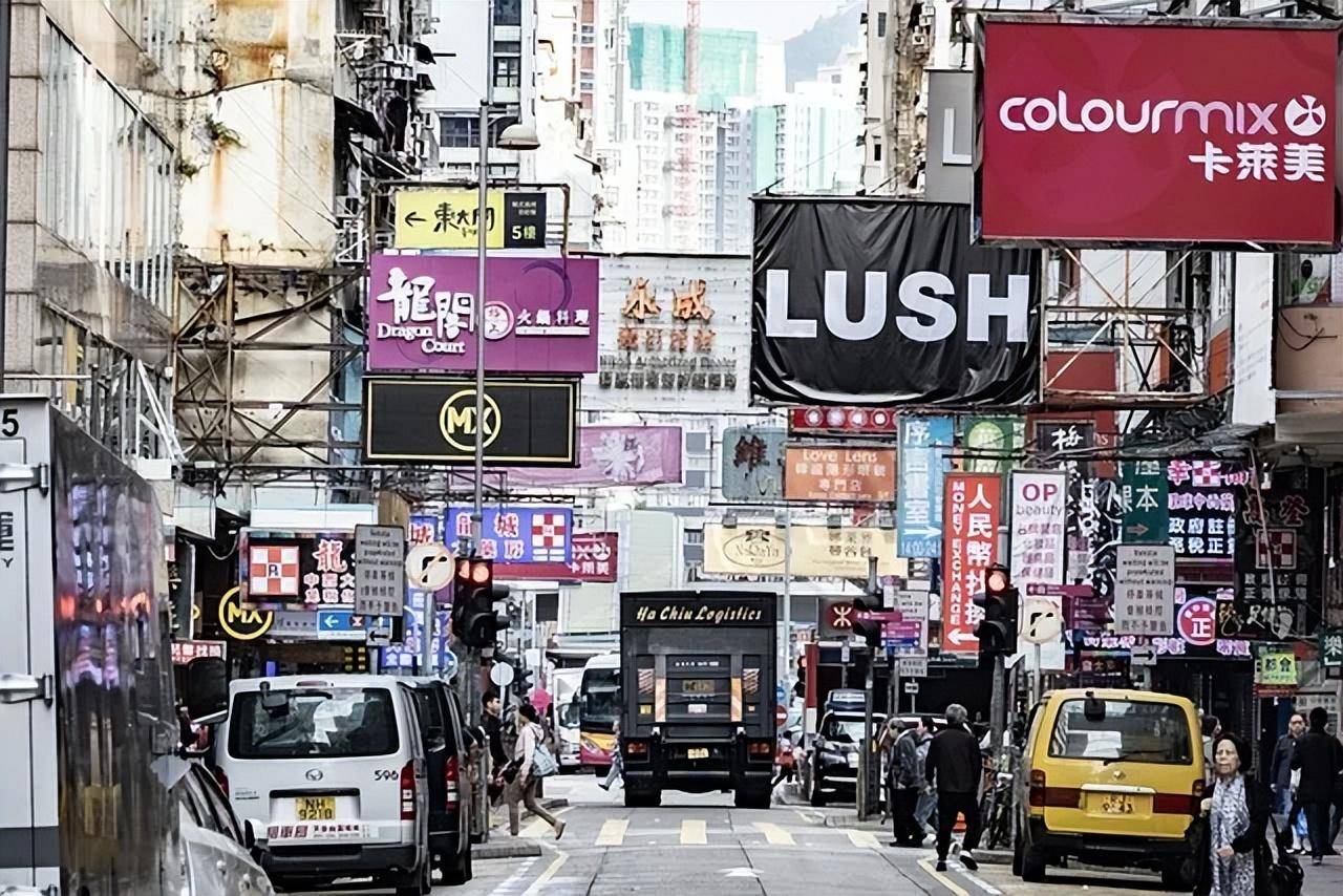 香港本科留学一年大概需要多少人民币